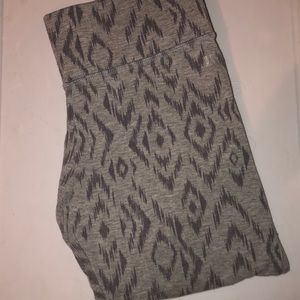 Victoria’s Secret Capri cotton leggings